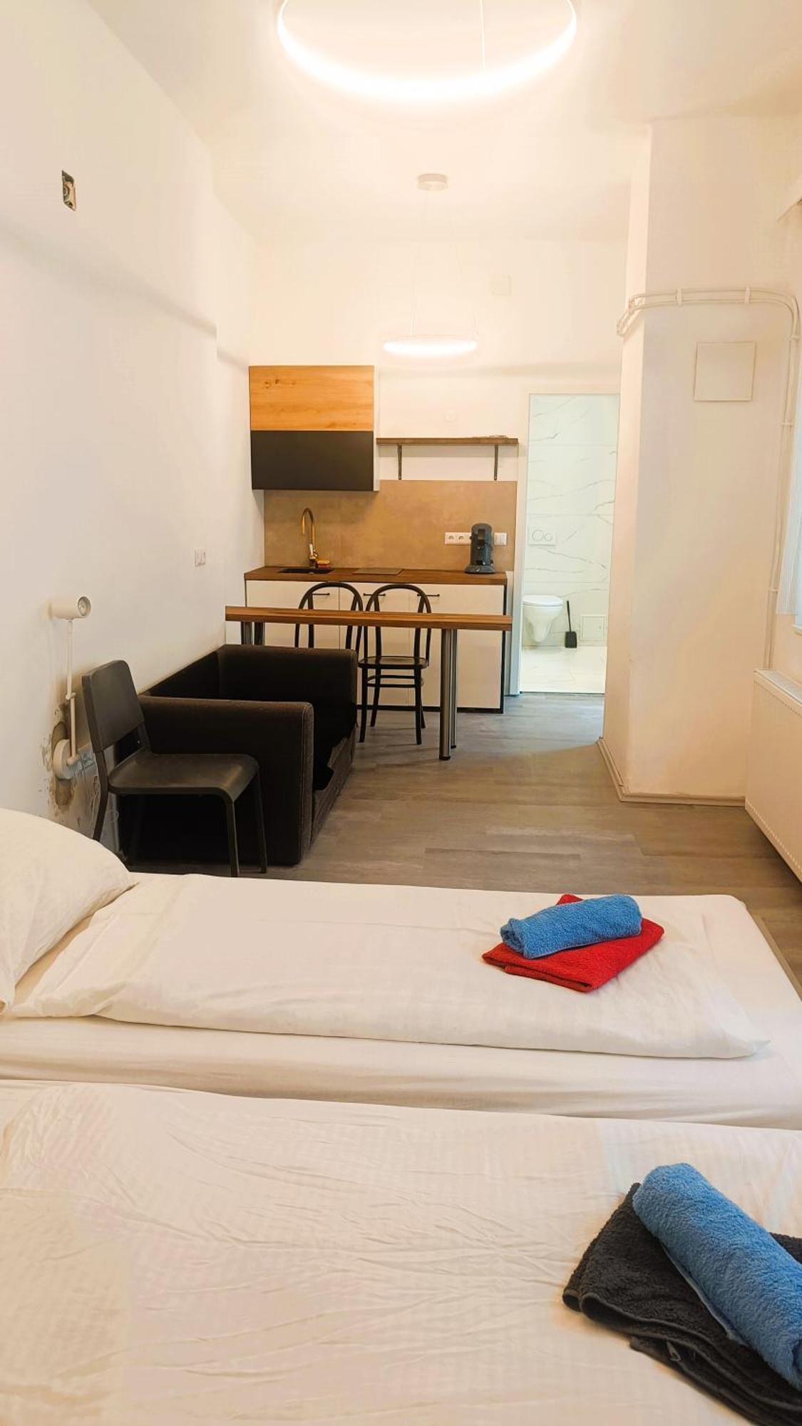 Townhouse Citycenter Klagenfurt am Woerthersee Buitenkant foto